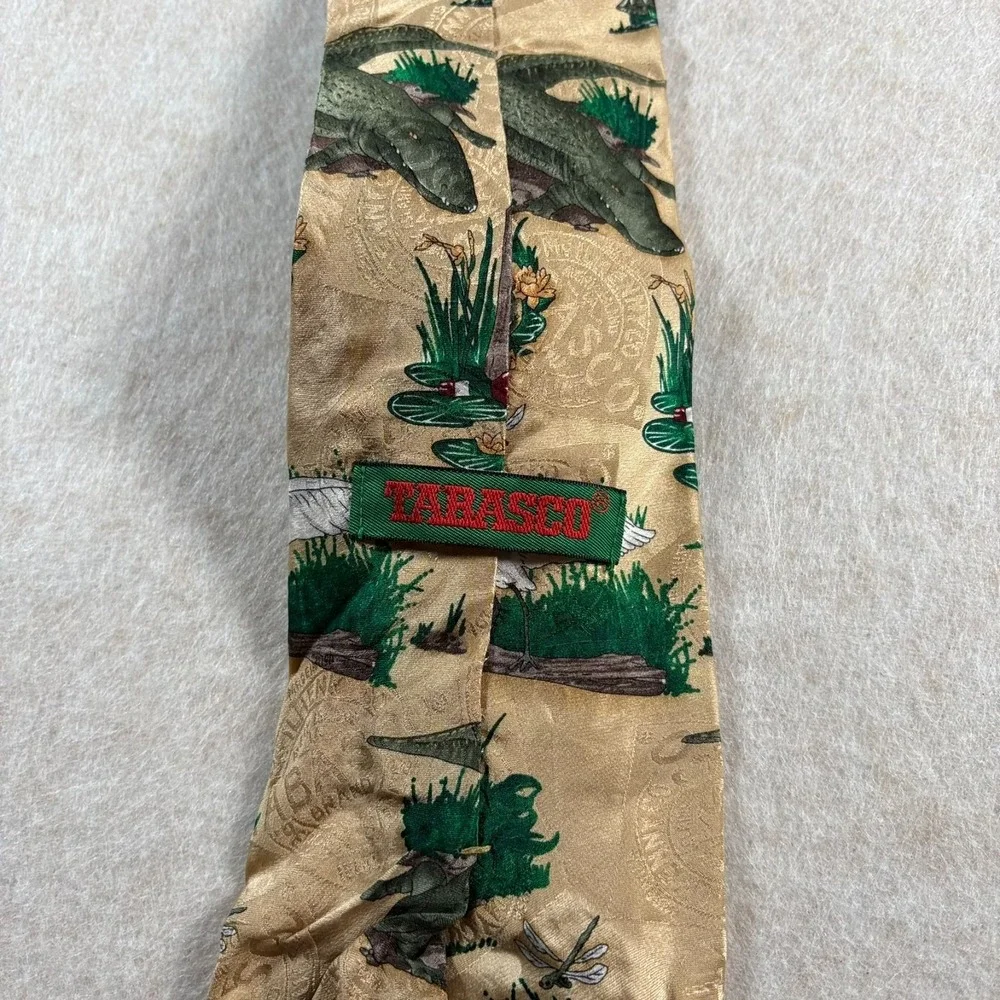 Vintage Tabasco Alligator Silk Necktie Bayou Frog Turtle Heron Novelty Tie